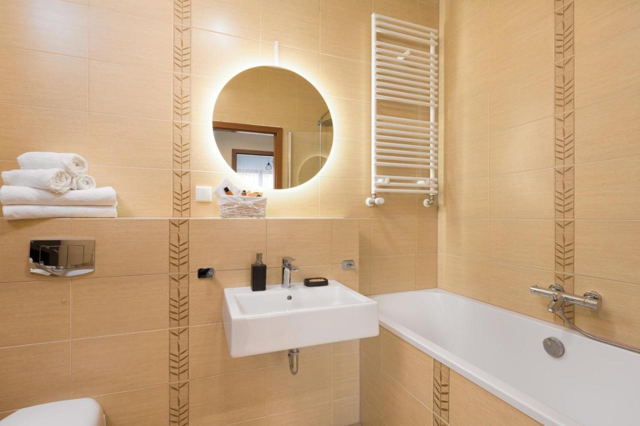 Nowoczesny I Komfortowy Apartament Na Platanie Apartment ชวีโนวิชแจ ภายนอก รูปภาพ